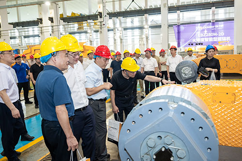 雙星耀煤海！創(chuàng)力集團首發(fā)大坡度掘錨機與高速采煤機新產(chǎn)品發(fā)布會取得圓滿成功(圖8)