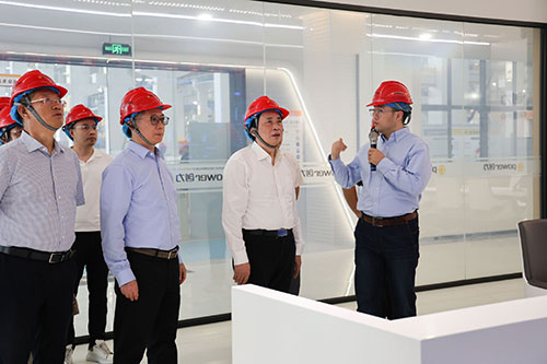 中國工程院院士謝和平一行蒞臨創(chuàng)力集團考察指導(圖2)